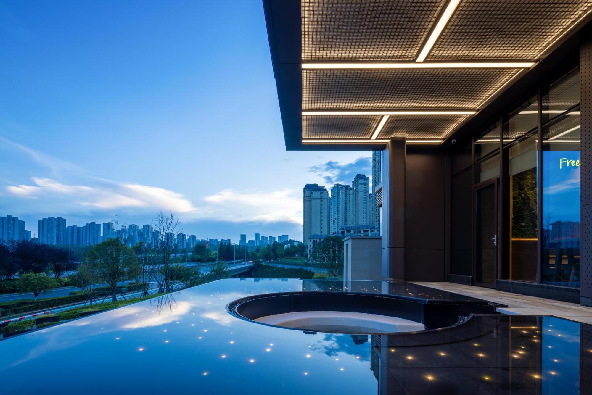 Home2 Suites By Hilton Guiyang Guanshanhu Exterior photo